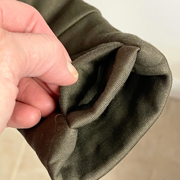 Awesome Athleta lightweight quilted jacket! - Picture 7 of 9